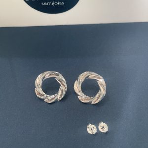 Brinco redondo Semijoia Prata